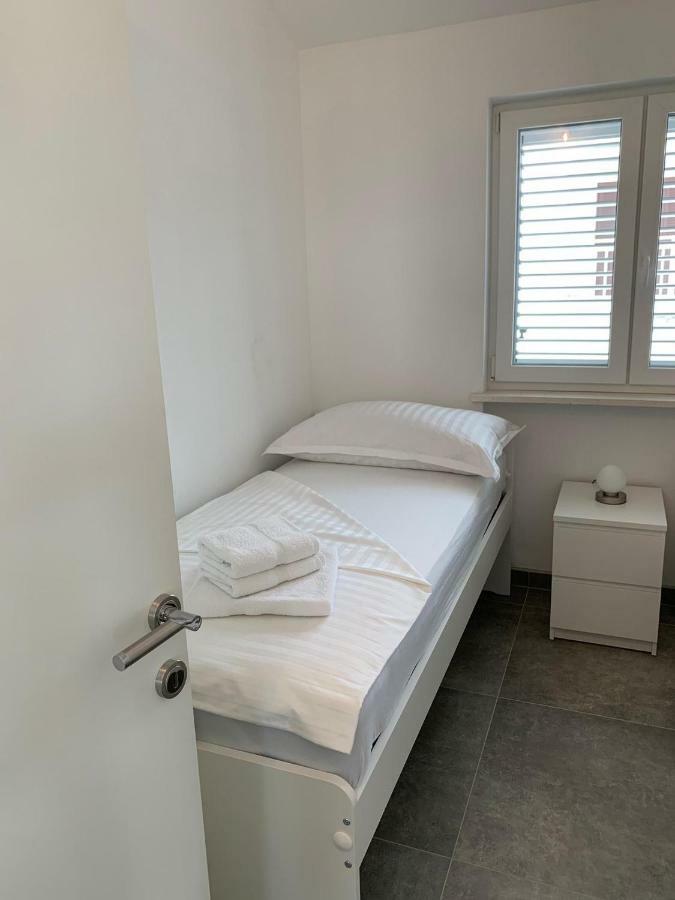 Valjan Apartmani Trogir Exteriör bild