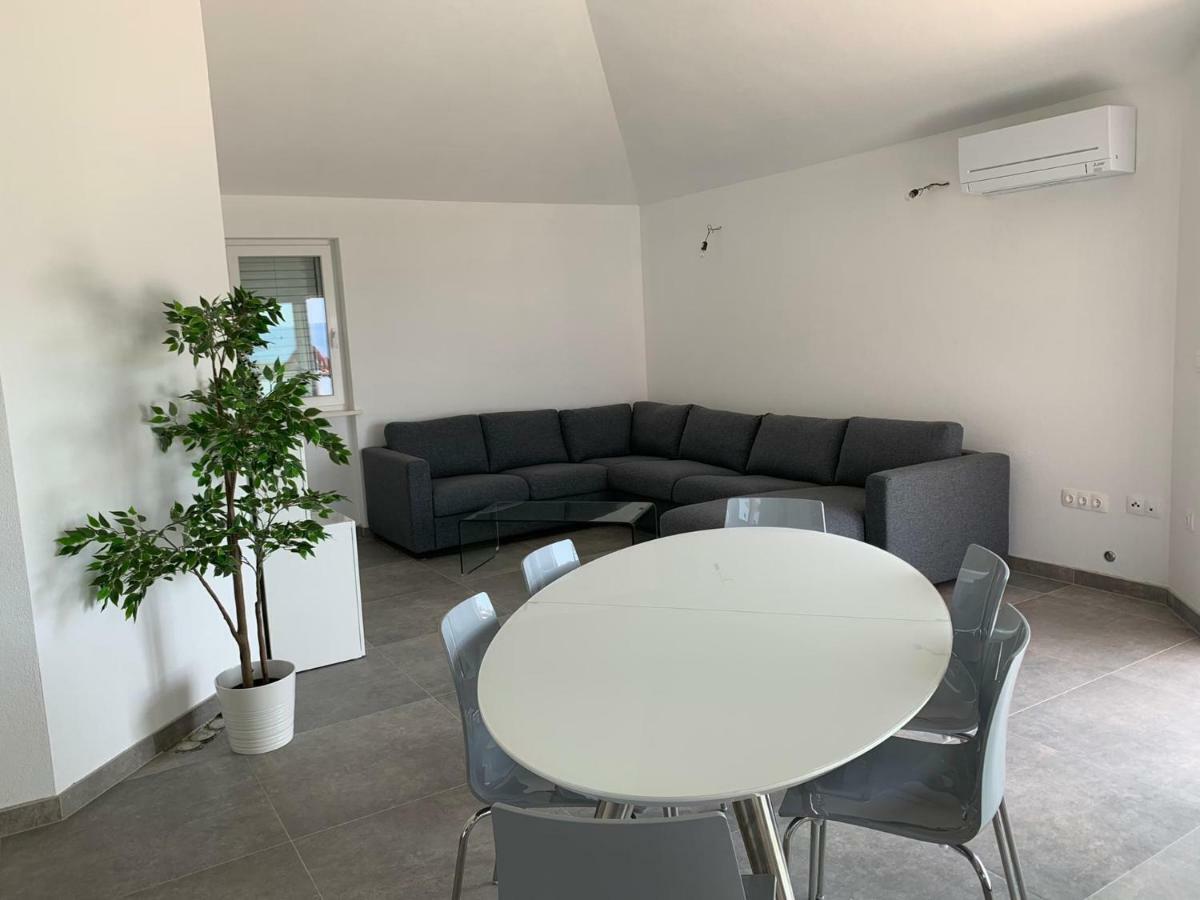 Valjan Apartmani Trogir Exteriör bild